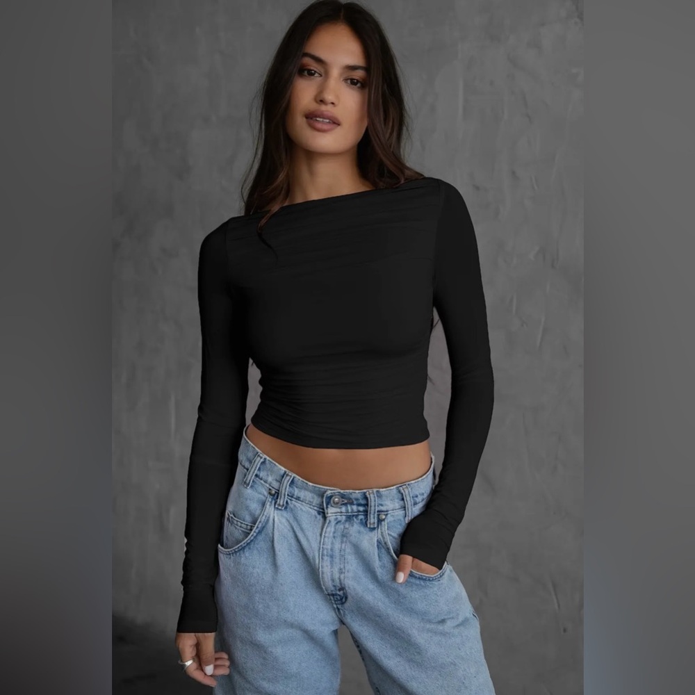 🆕🤍BLACK BOATNECK LONG SLEEVE